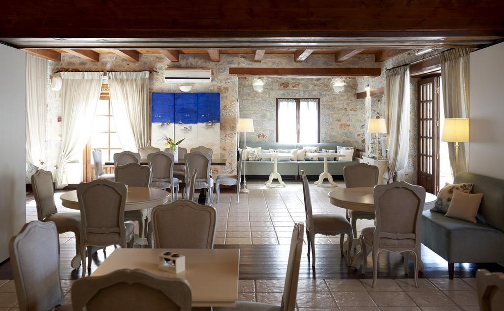 Porto Vitilo Boutique Hotel Karavostásion Esterno foto