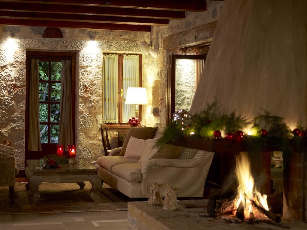 Porto Vitilo Boutique Hotel Karavostásion Esterno foto