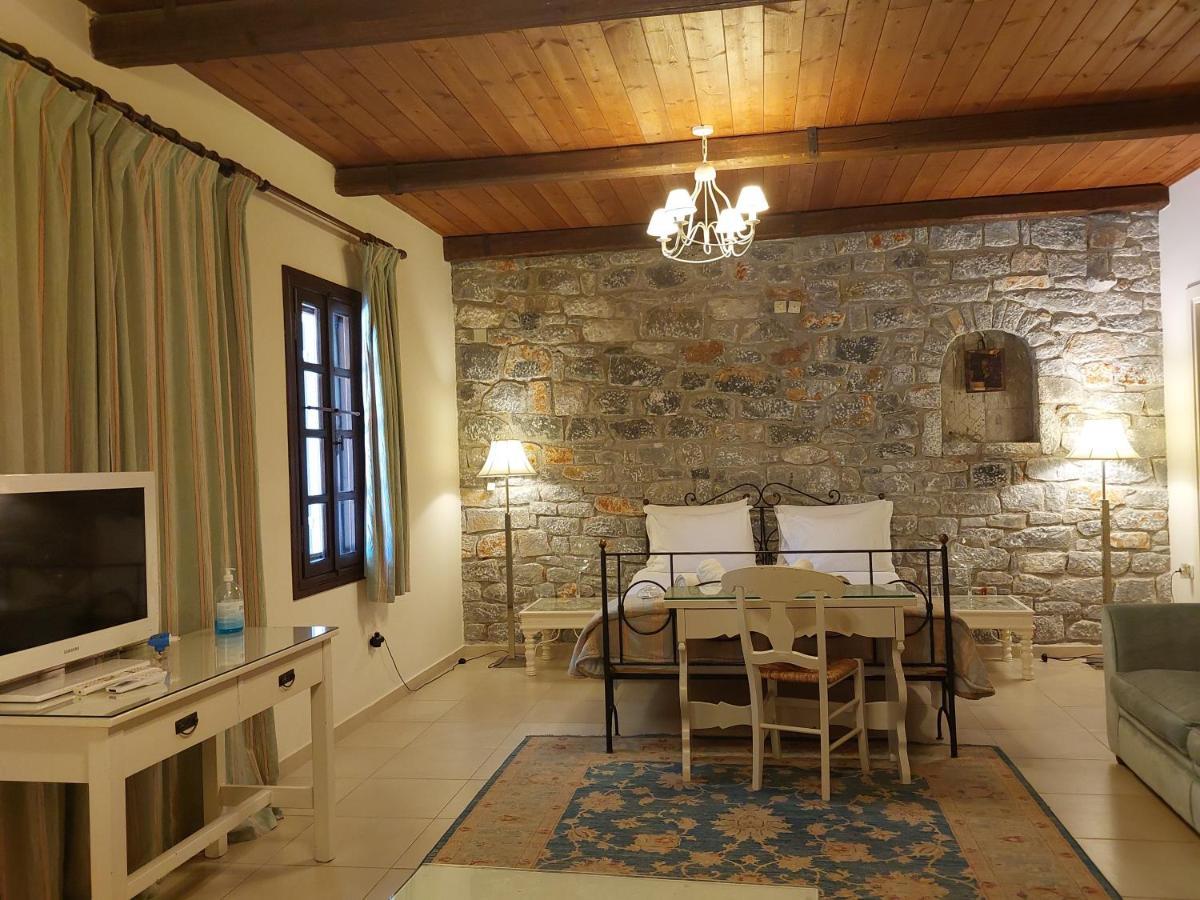 Porto Vitilo Boutique Hotel Karavostásion Esterno foto