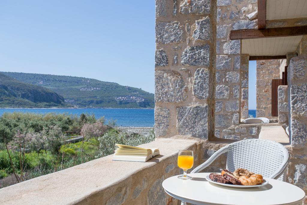 Porto Vitilo Boutique Hotel Karavostásion Esterno foto