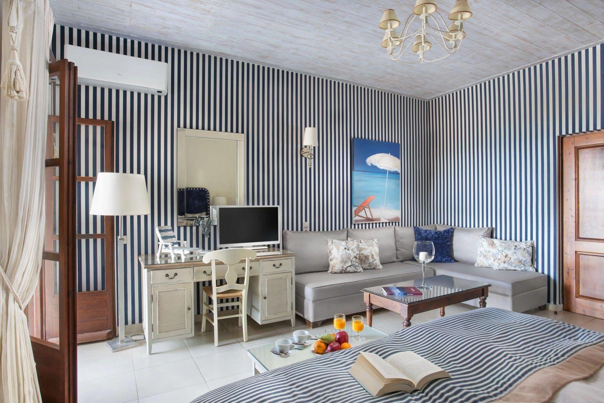 Porto Vitilo Boutique Hotel Karavostásion Esterno foto